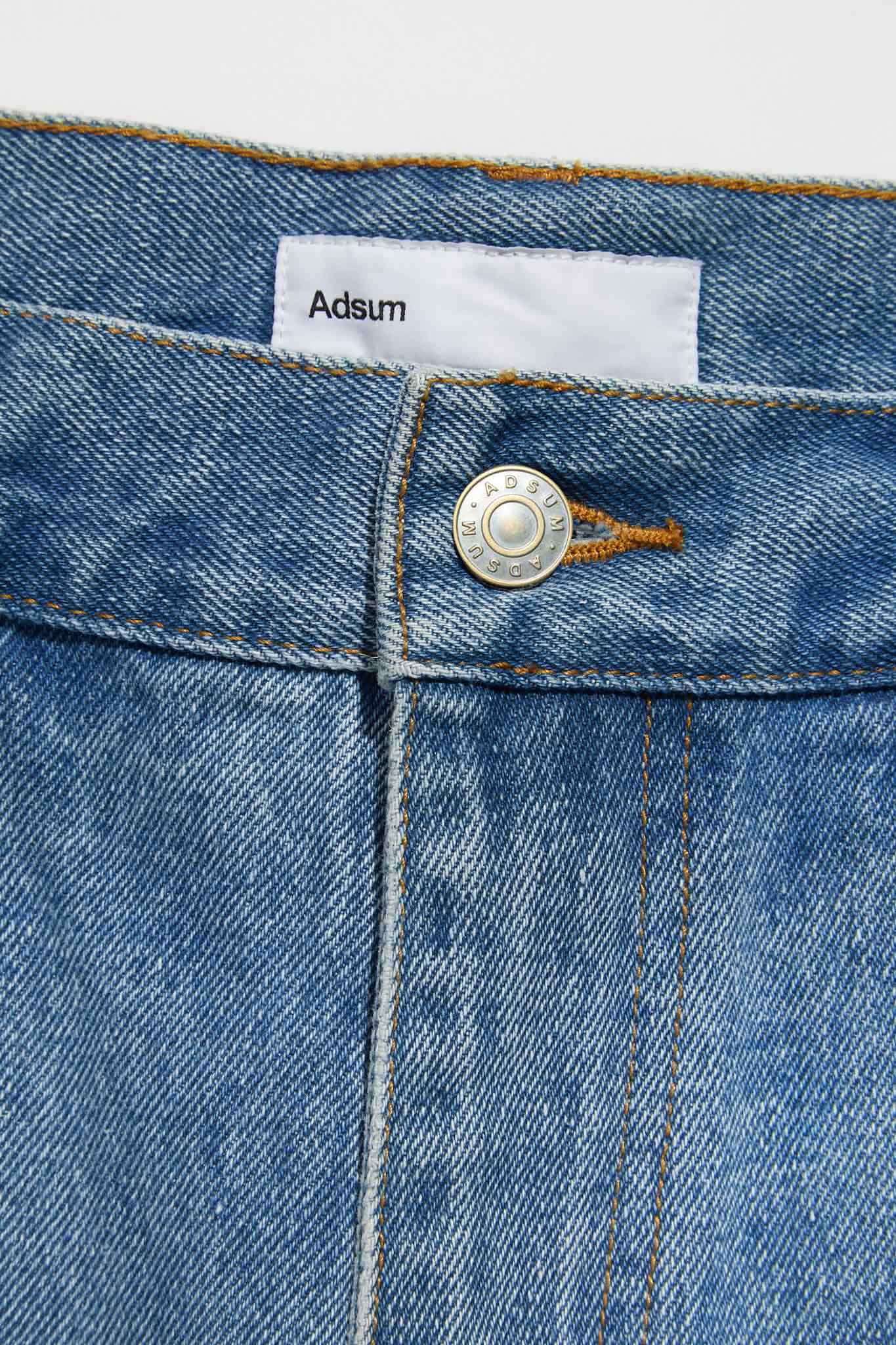 Relaxed Fit Jean - Stone Wash